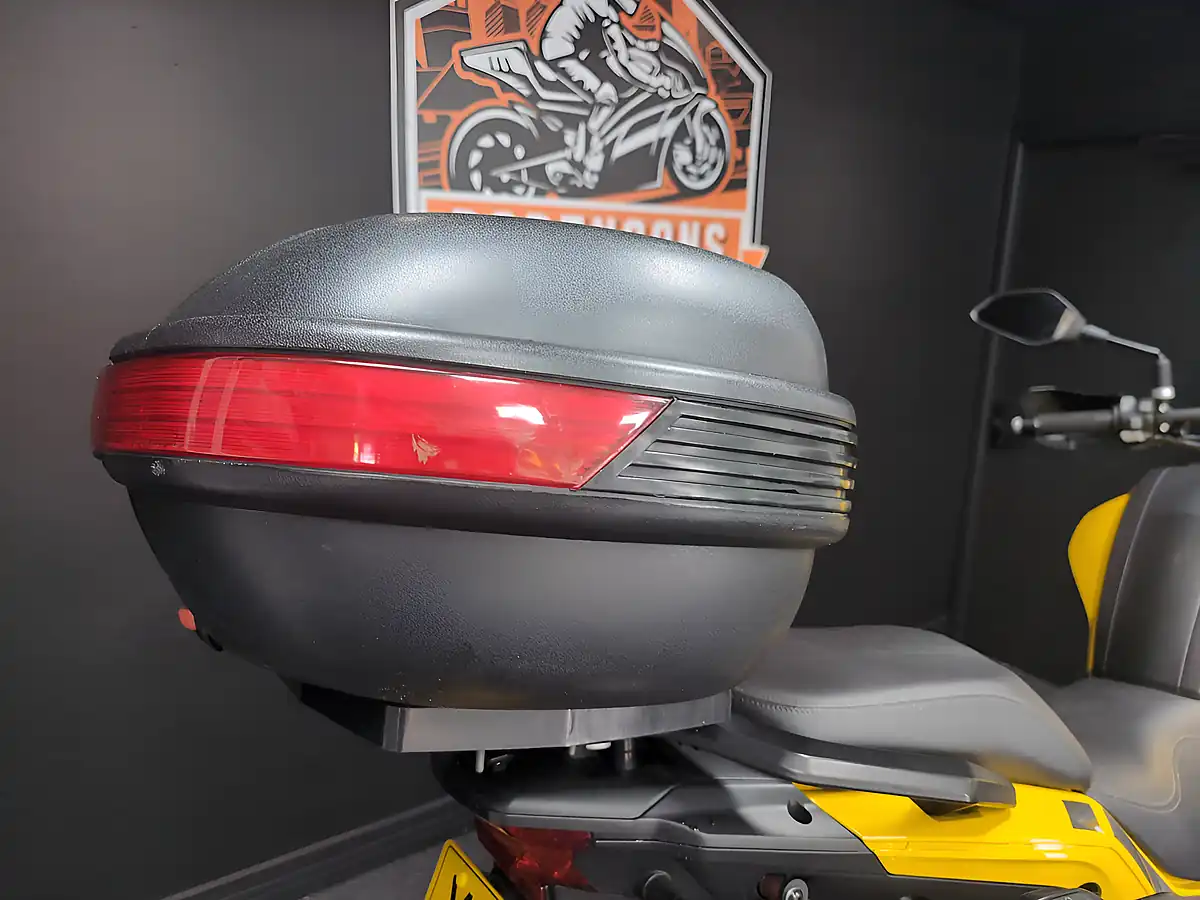 Used 2021 Benelli Trk 502 X - Interior and Exterior details 17