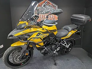 Used 2021 Benelli Trk 502 X - Interior and Exterior details 9