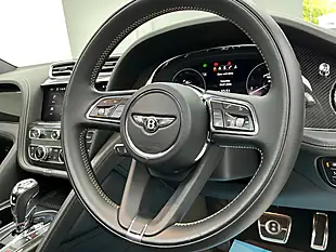 Used 2021 Bentley Bentayga Black - Interior and Exterior details 10