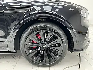 Used 2021 Bentley Bentayga Black - Interior and Exterior details 15