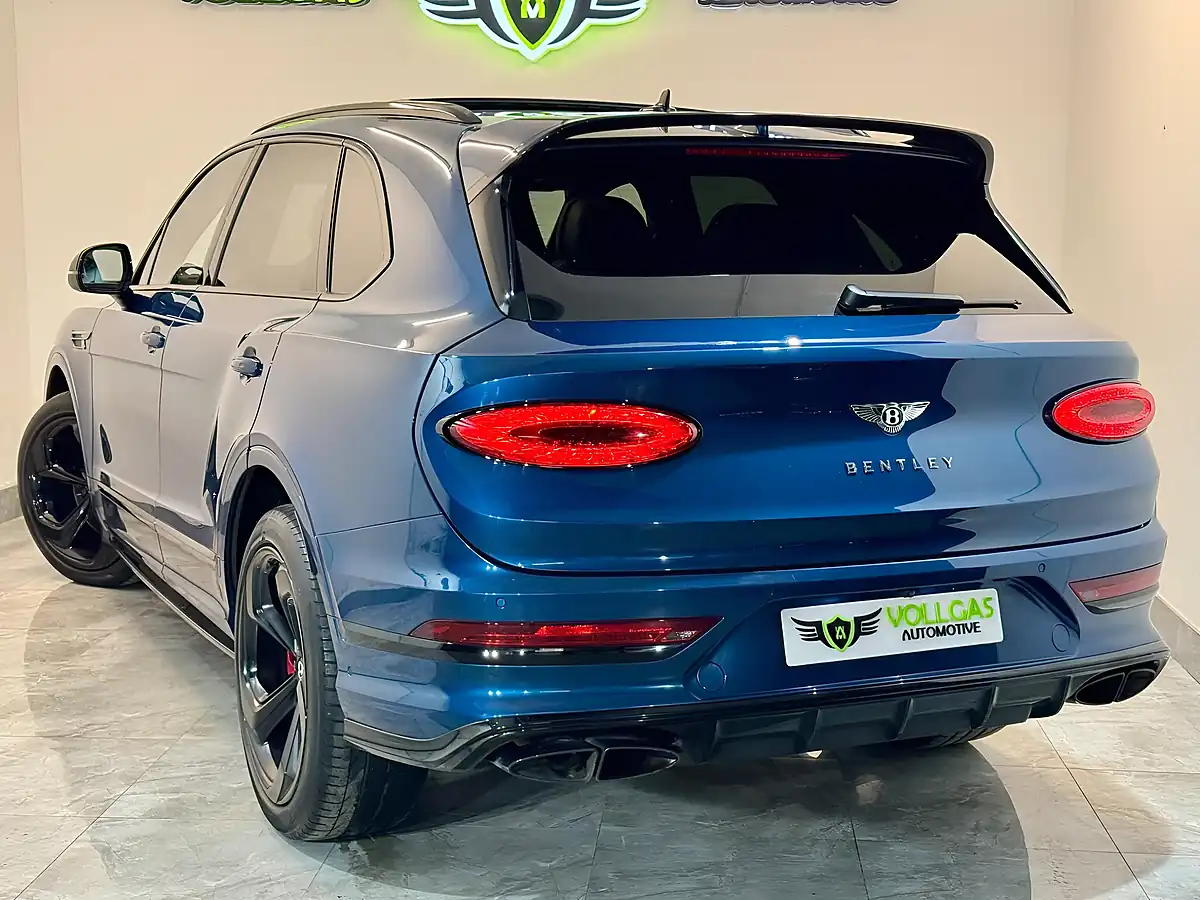 Used 2021 Bentley Bentayga S Blue - Interior and Exterior details 16
