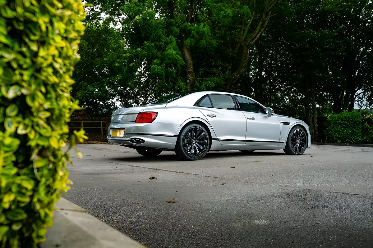 Used 2021 Bentley Flying Spur Black Pack Grey - Interior and Exterior details 5