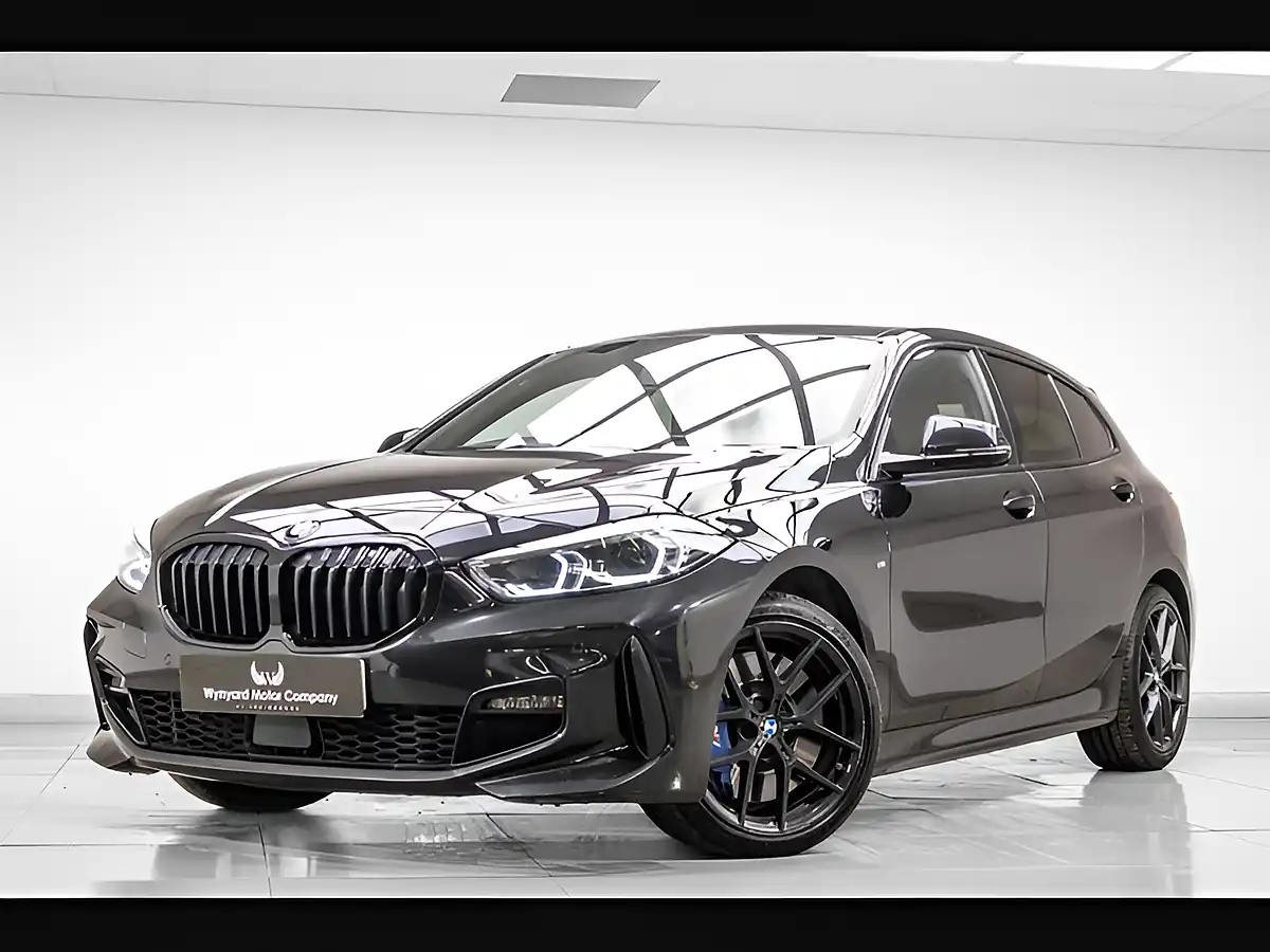 Used 2021 BMW 1 Series M Sport Black - Front View