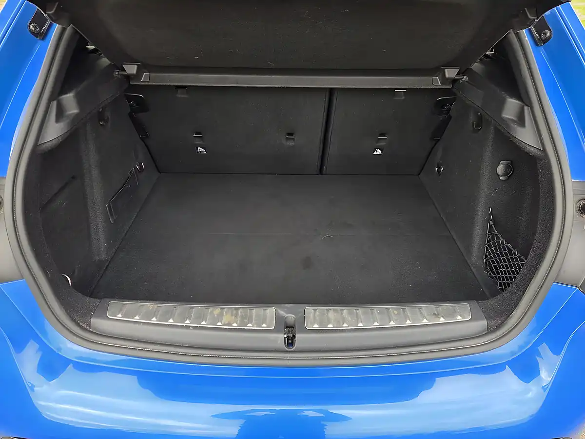 Used 2021 BMW 1 Series M Sport Blue - Interior and Exterior details 14