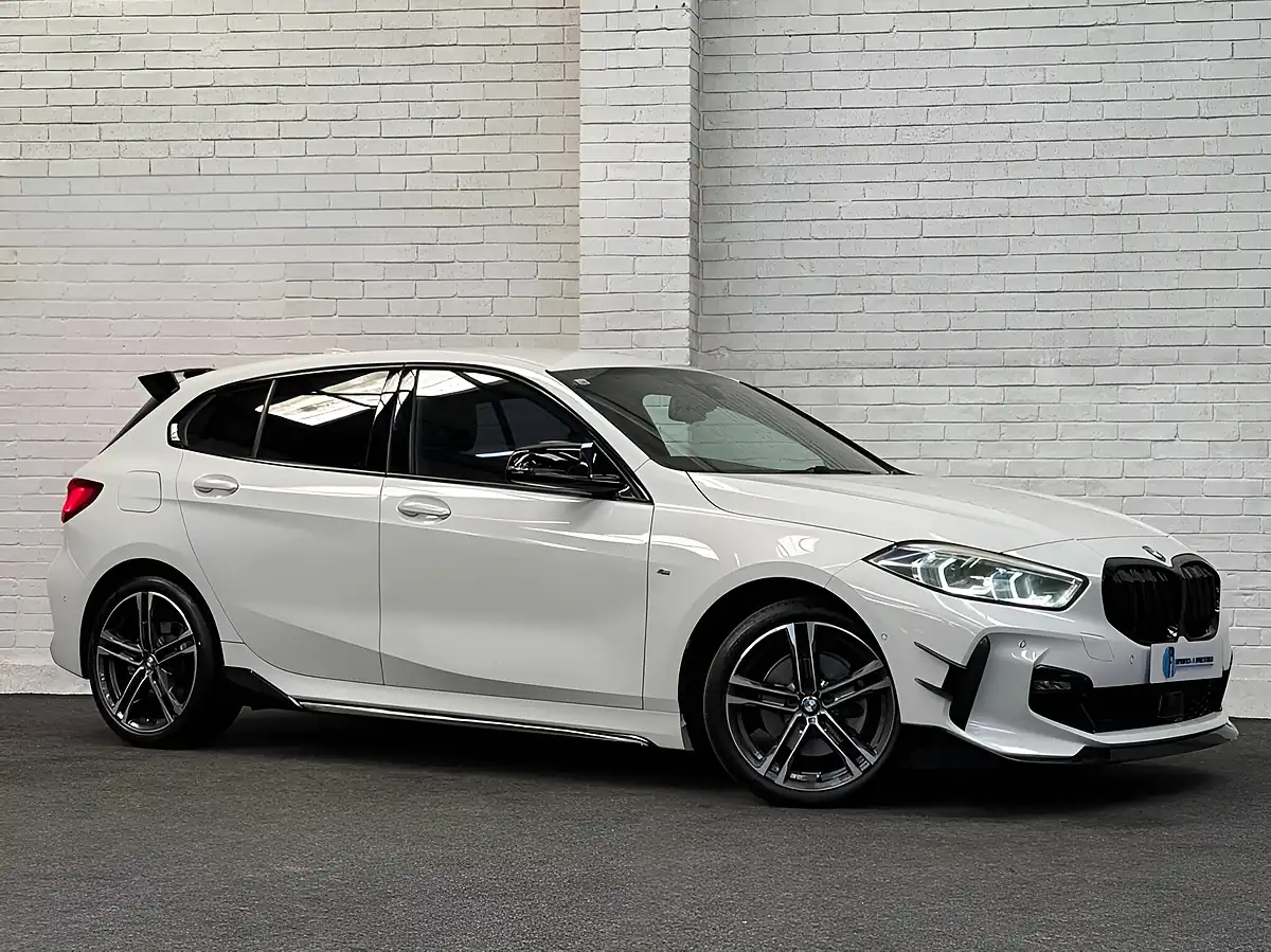Used 2021 BMW 1 Series M Sport (lcp) White - Front View