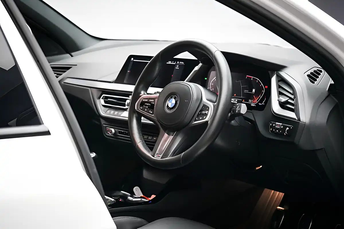 Used 2021 BMW 1 Series M Sport (lcp) White - Interior and Exterior details 15