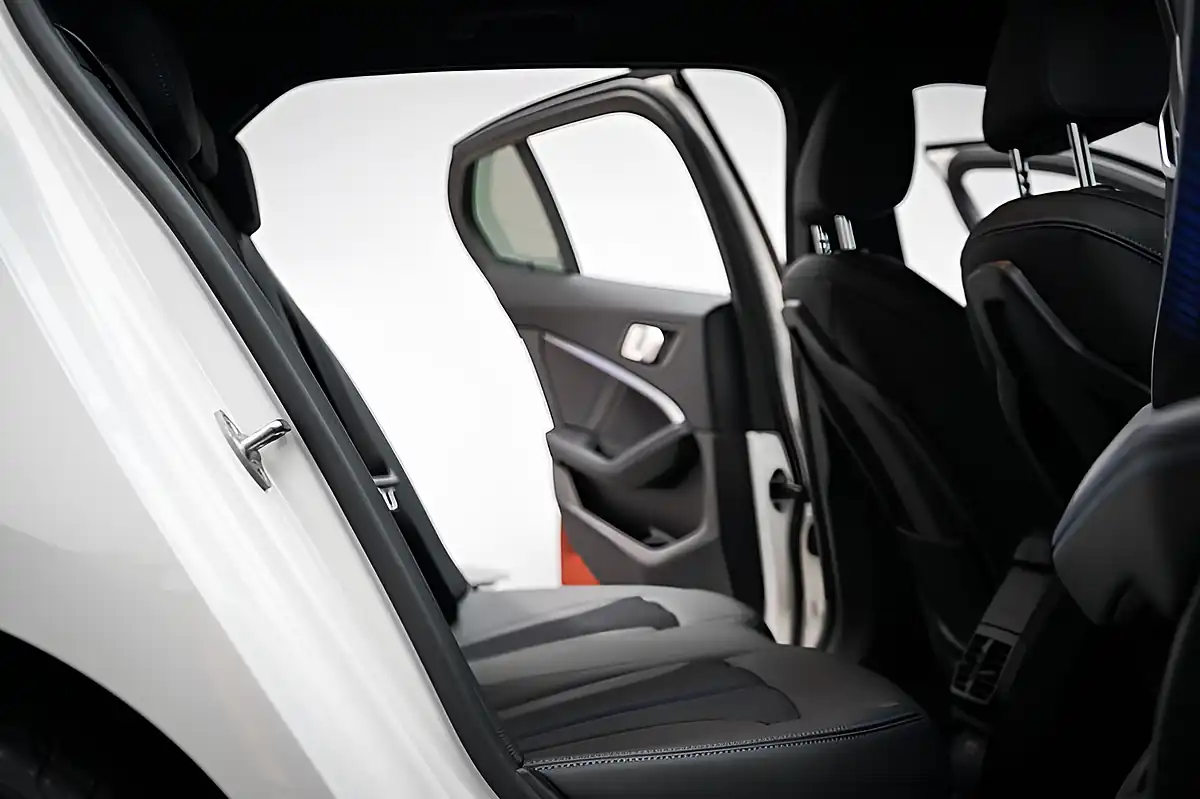 Used 2021 BMW 1 Series M Sport (lcp) White - Interior and Exterior details 16