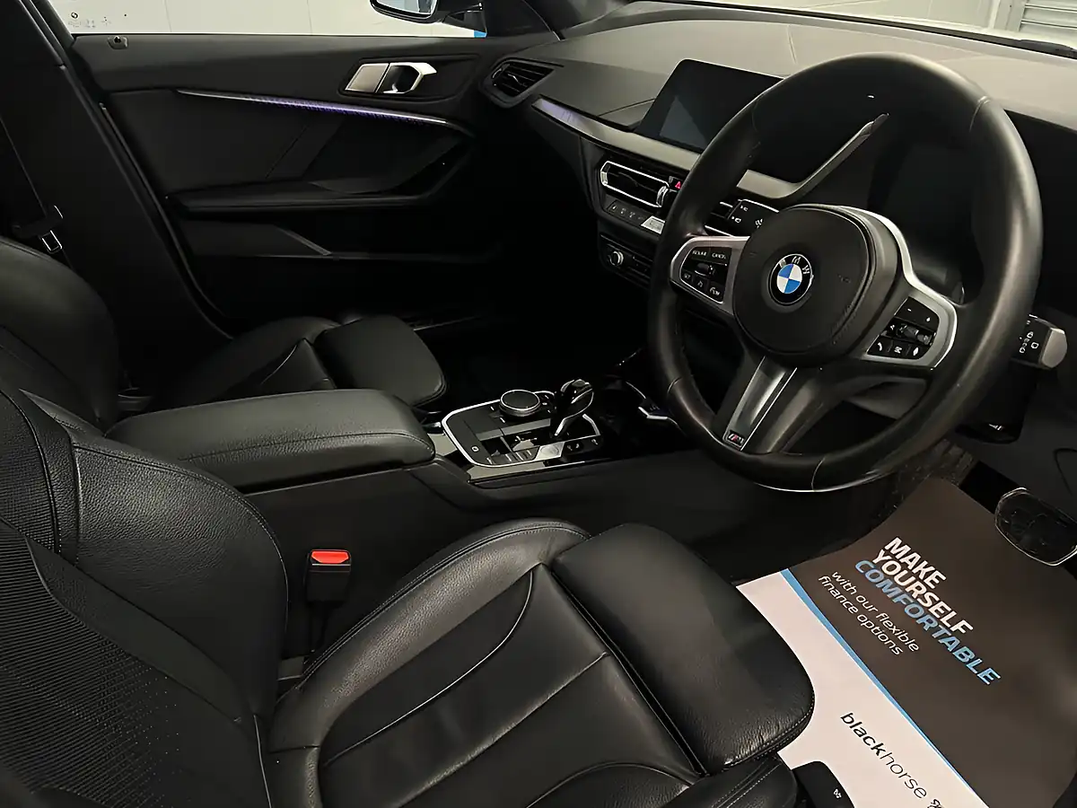 Used 2021 BMW 1 Series M Sport White - Interior and Exterior details 17