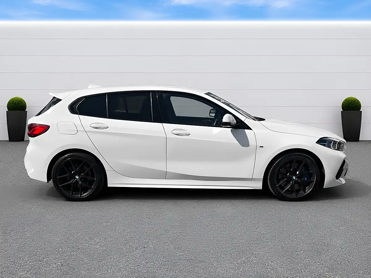Used 2021 BMW 1 Series M Sport White - Interior and Exterior details 9