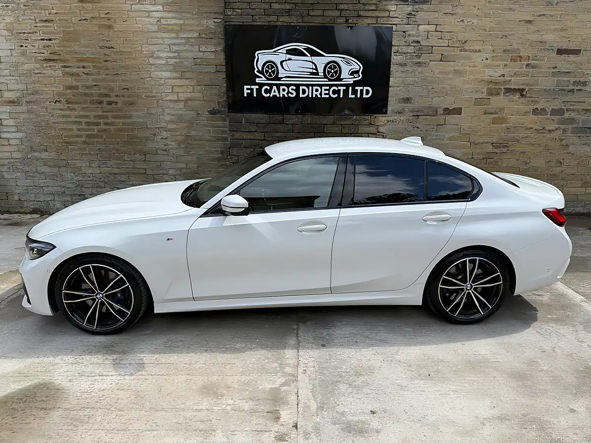 Used 2021 BMW 3 Series M Sport Alpine White - Interior and Exterior details 10