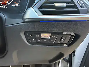 Used 2021 BMW 3 Series M Sport Alpine White - Interior and Exterior details 17