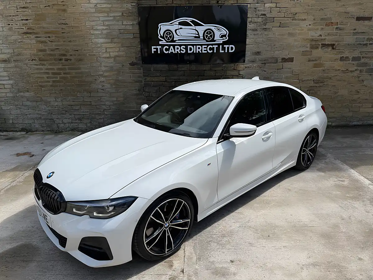 Used 2021 BMW 3 Series M Sport Alpine White - Interior and Exterior details 9