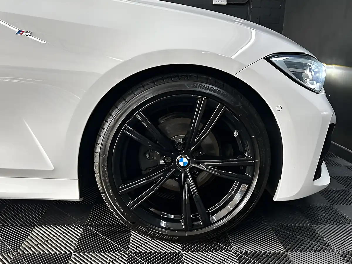 Used 2021 BMW 3 Series M Sport Alpine White - Interior and Exterior details 16