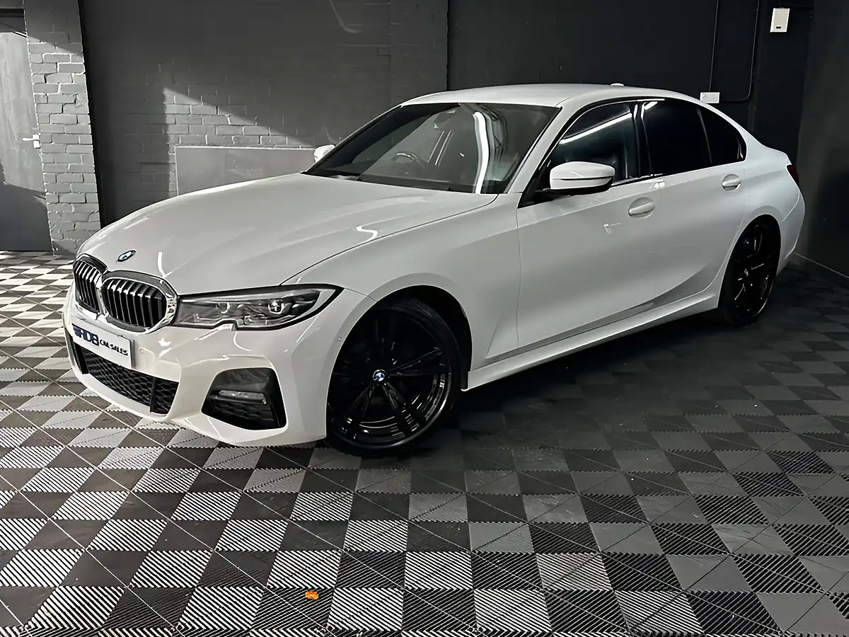 Used 2021 BMW 3 Series M Sport Alpine White - Interior and Exterior details 3