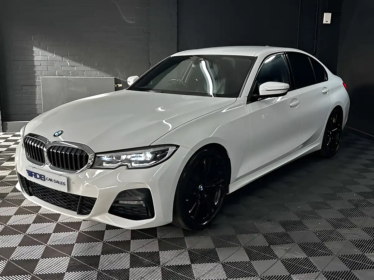 Used 2021 BMW 3 Series M Sport Alpine White - Interior and Exterior details 4