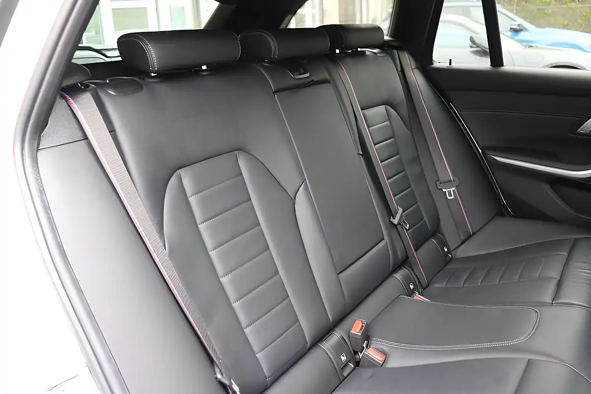 Used 2021 BMW 3 Series M Sport Alpine White - Interior and Exterior details 5
