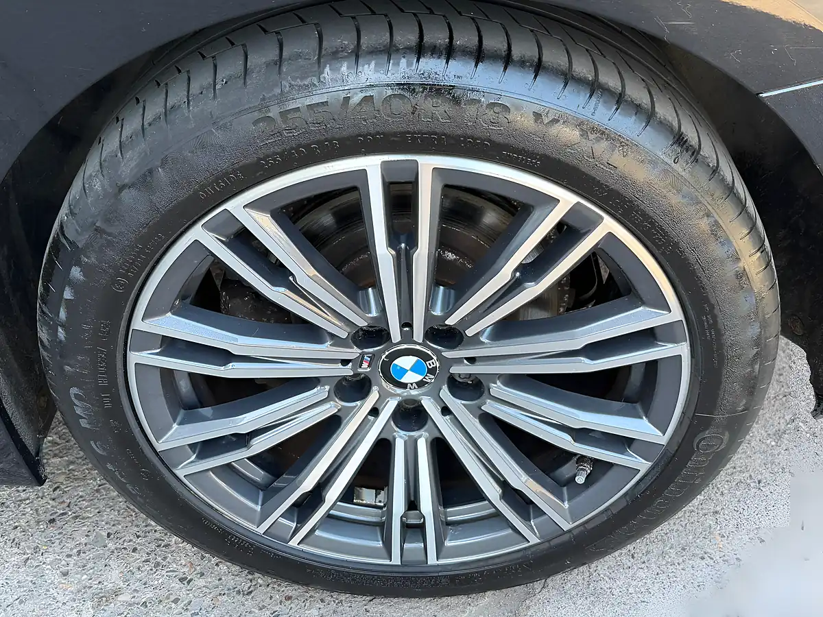 Used 2021 BMW 3 Series M Sport Black - Interior and Exterior details 17