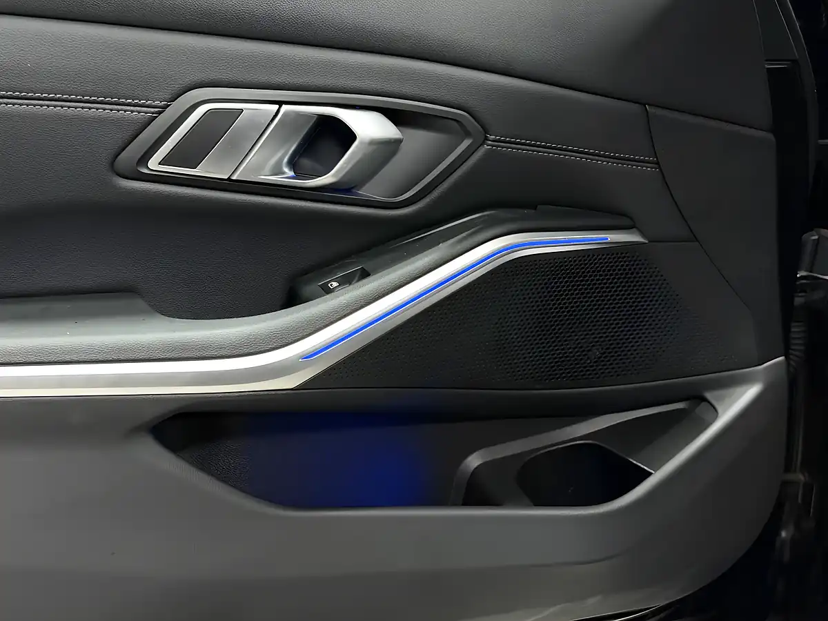 Used 2021 BMW 3 Series M Sport Black - Interior and Exterior details 17