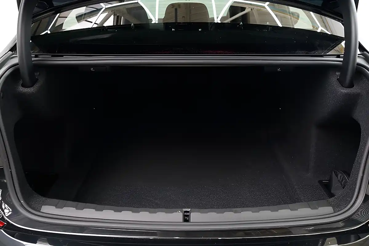 Used 2021 BMW 3 Series M Sport Black - Interior and Exterior details 14