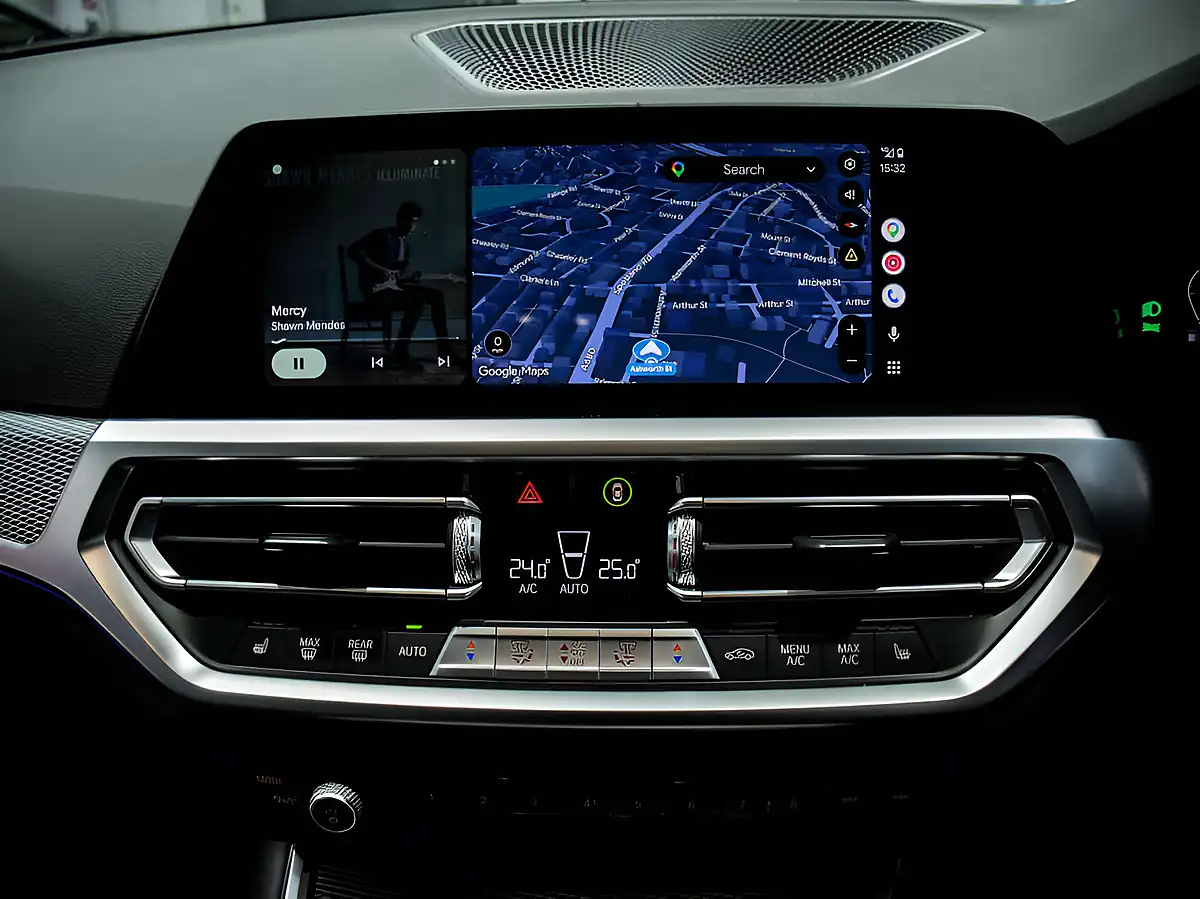 Used 2021 BMW 3 Series M Sport Blue - Interior and Exterior details 12