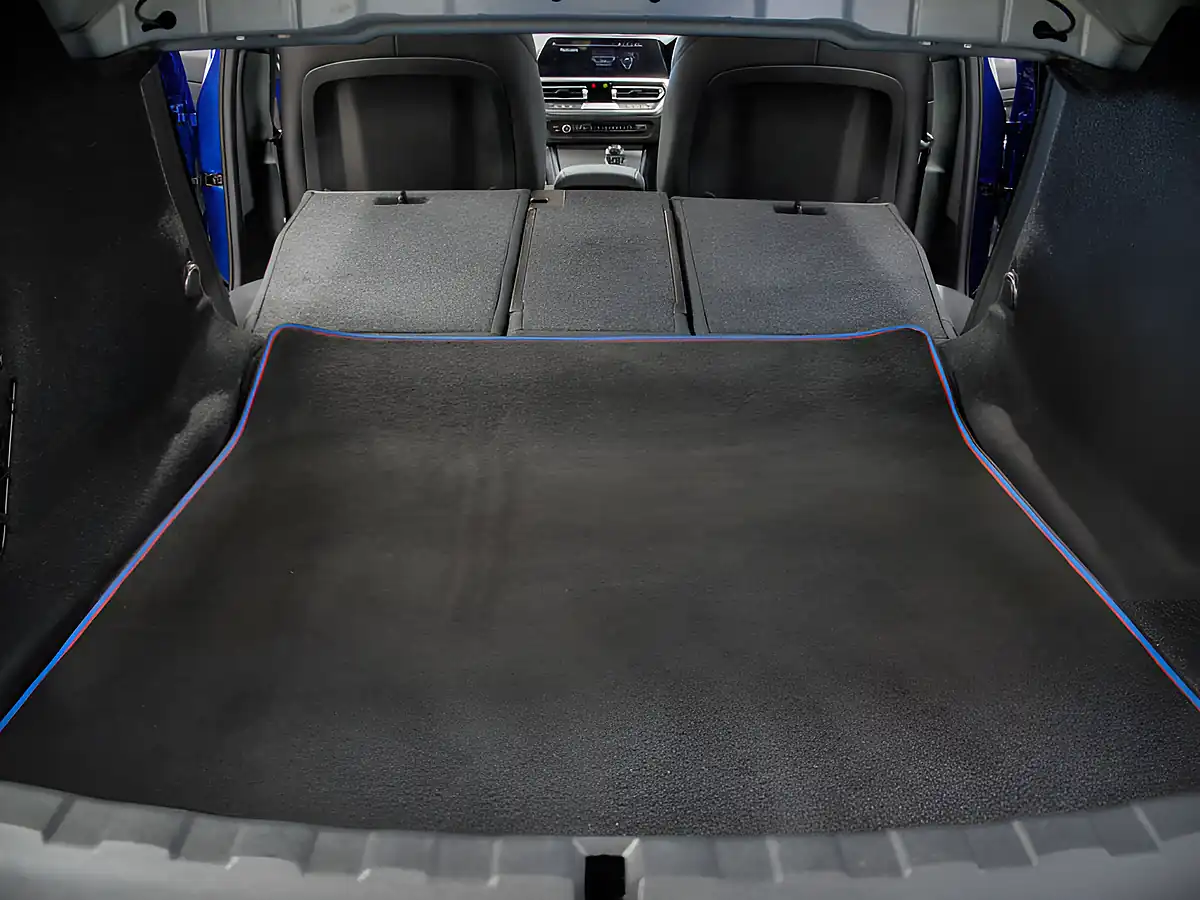 Used 2021 BMW 3 Series M Sport Blue - Interior and Exterior details 19