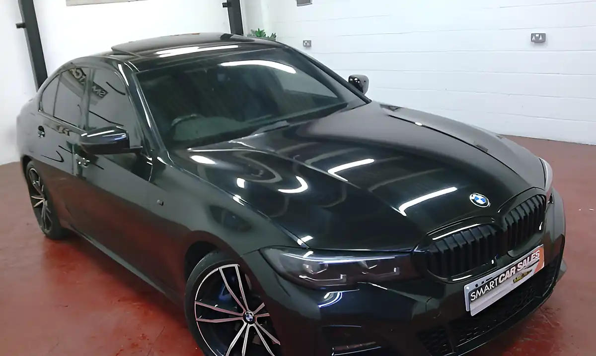 Used 2021 BMW 3 Series M Sport Metallic Black - Front View