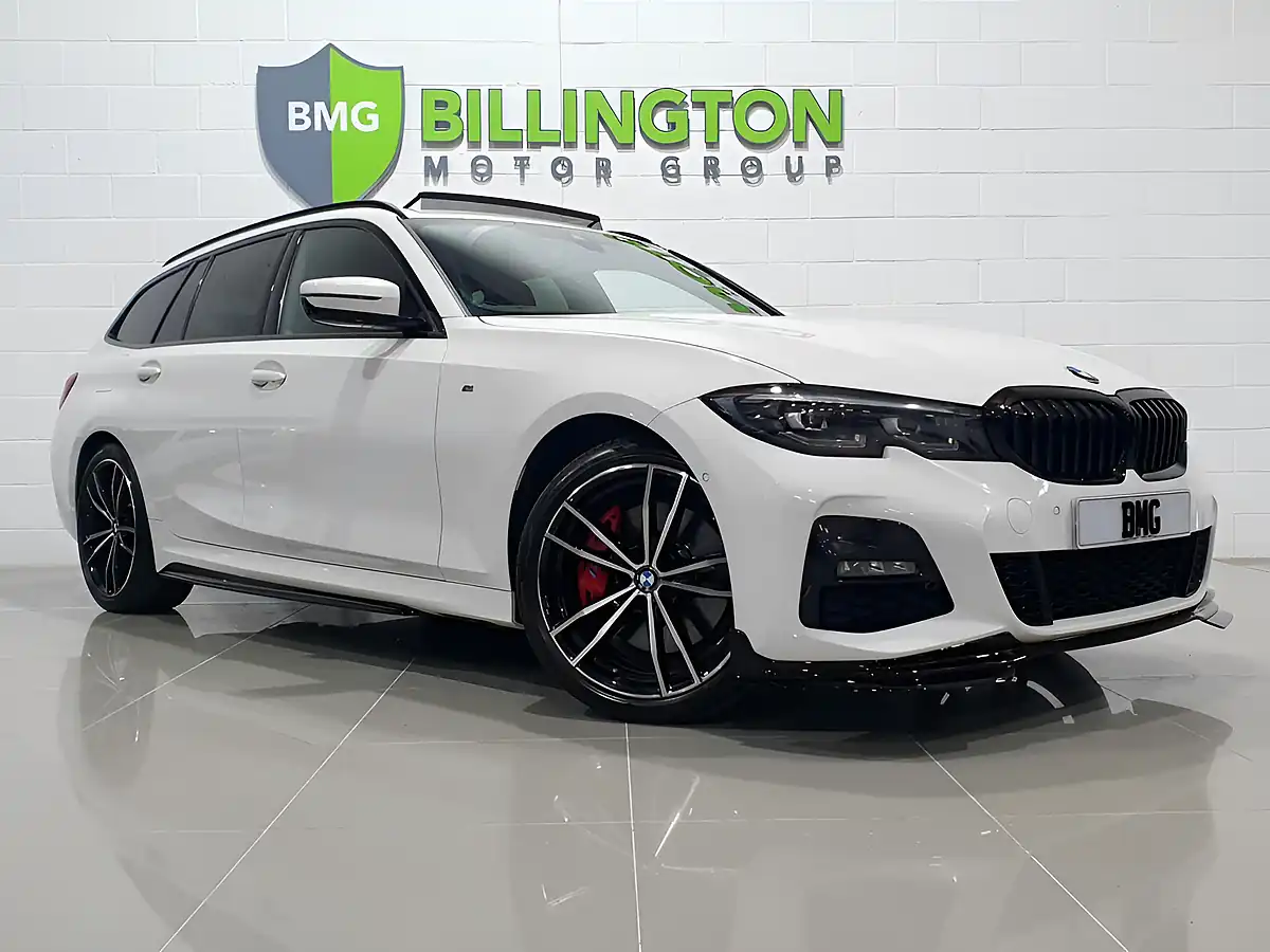 Used 2021 BMW 3 Series M Sport Touring White - Front View