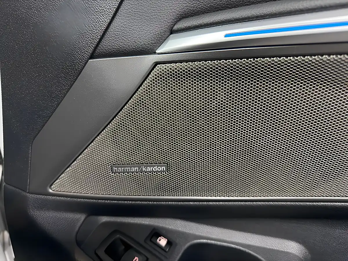 Used 2021 BMW 3 Series M Sport Touring White - Interior and Exterior details 12