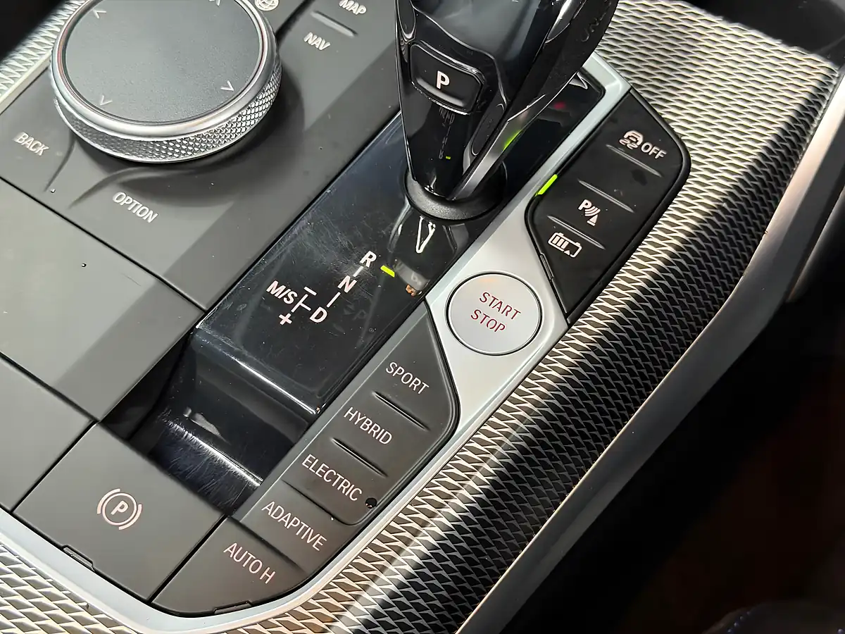 Used 2021 BMW 3 Series M Sport Touring White - Interior and Exterior details 17
