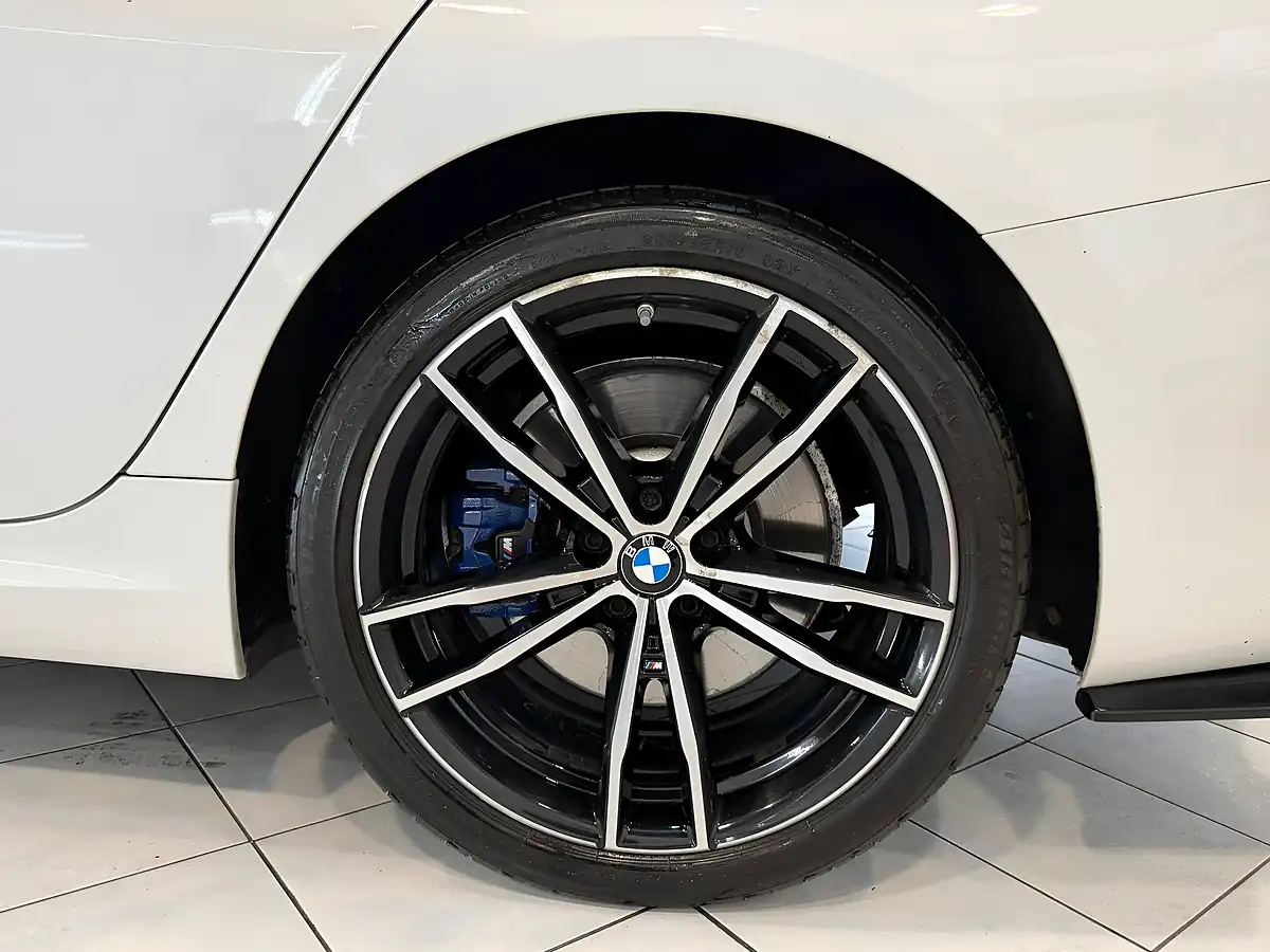 Used 2021 BMW 3 Series M Sport Touring White - Interior and Exterior details 19