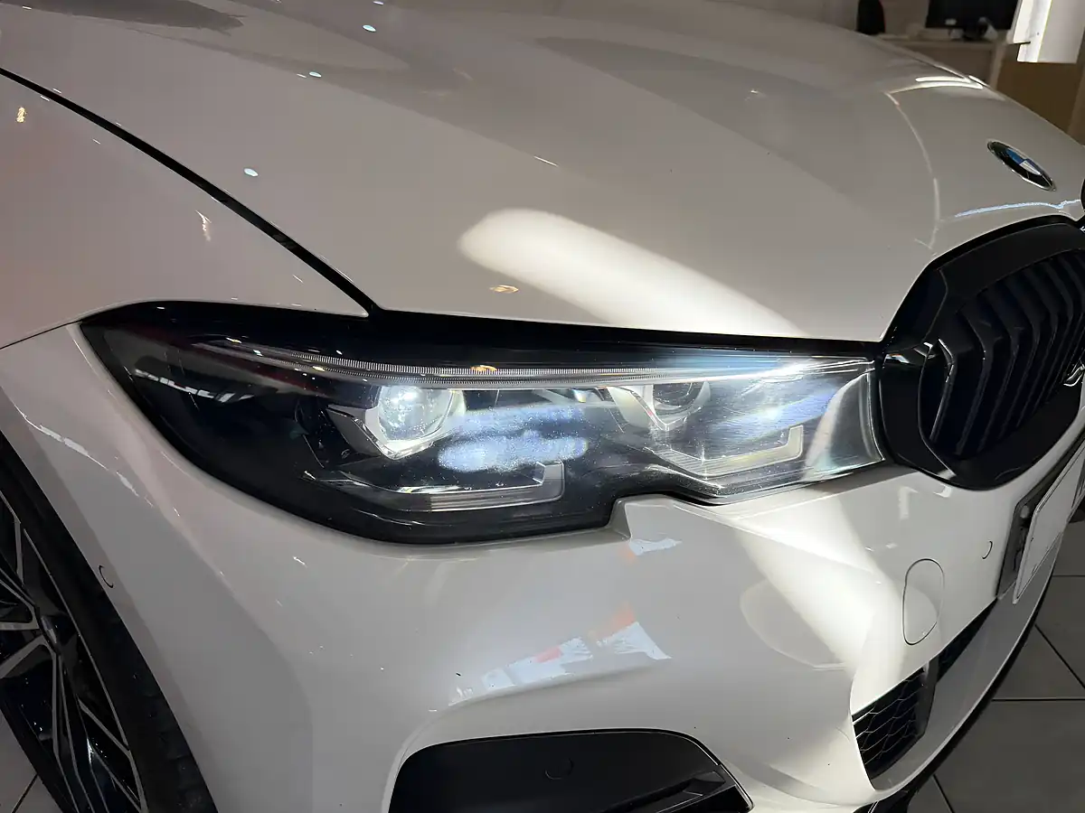 Used 2021 BMW 3 Series M Sport Touring White - Interior and Exterior details 3
