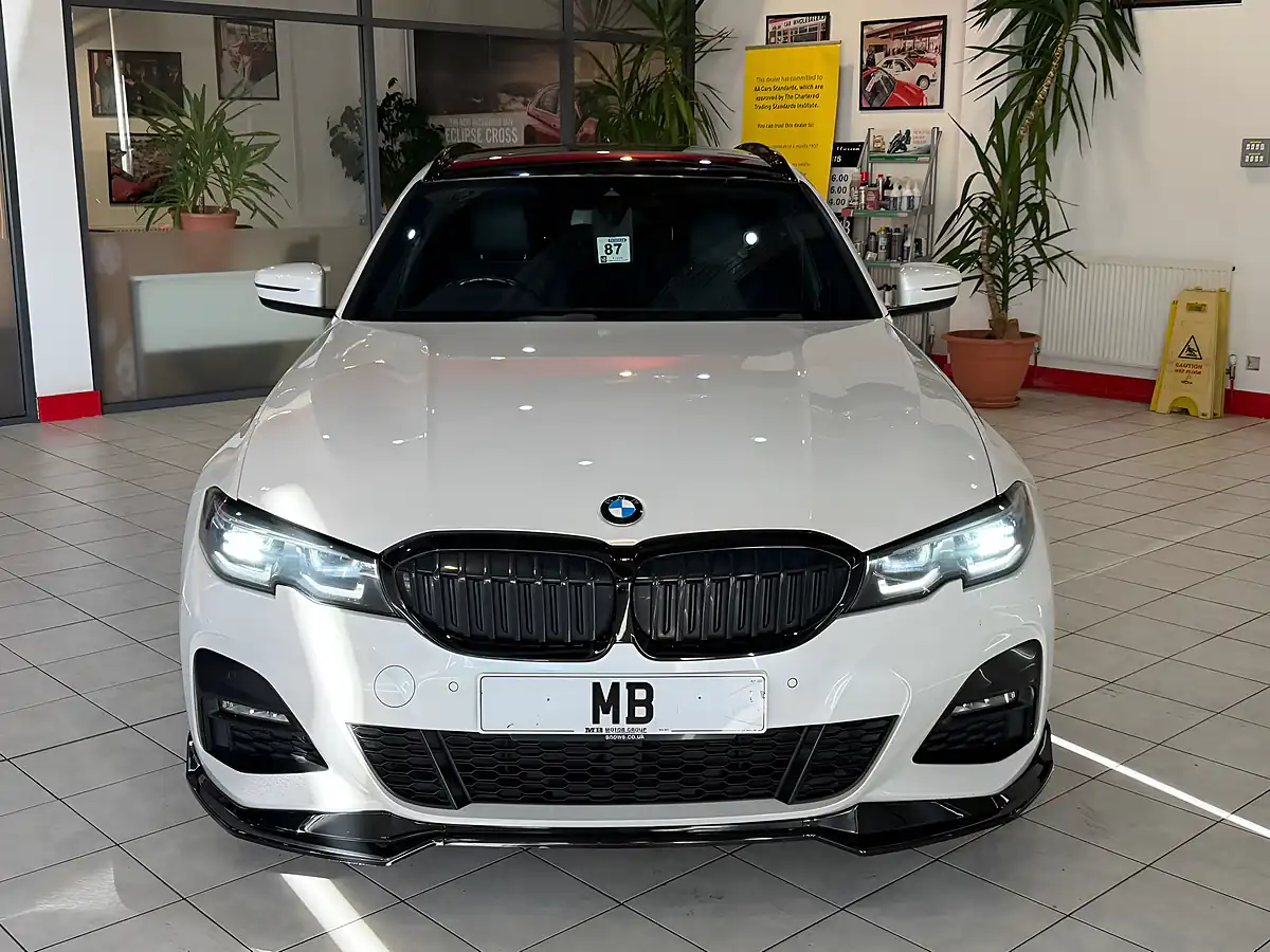 Used 2021 BMW 3 Series M Sport Touring White - Interior and Exterior details 4