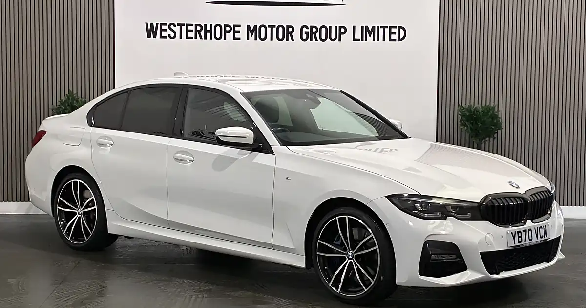 Used 2021 BMW 3 Series M Sport White - Front View