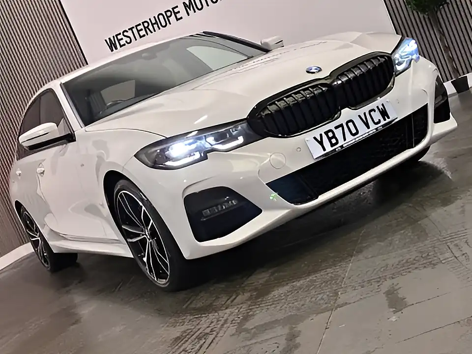 Used 2021 BMW 3 Series M Sport White - Interior and Exterior details 10