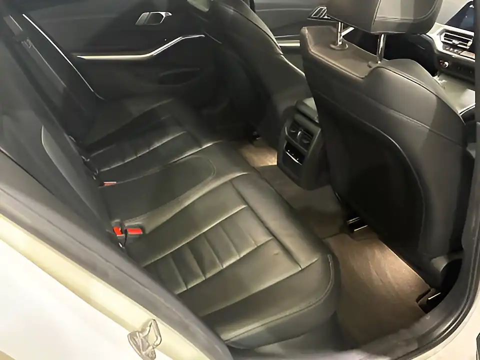 Used 2021 BMW 3 Series M Sport White - Interior and Exterior details 13
