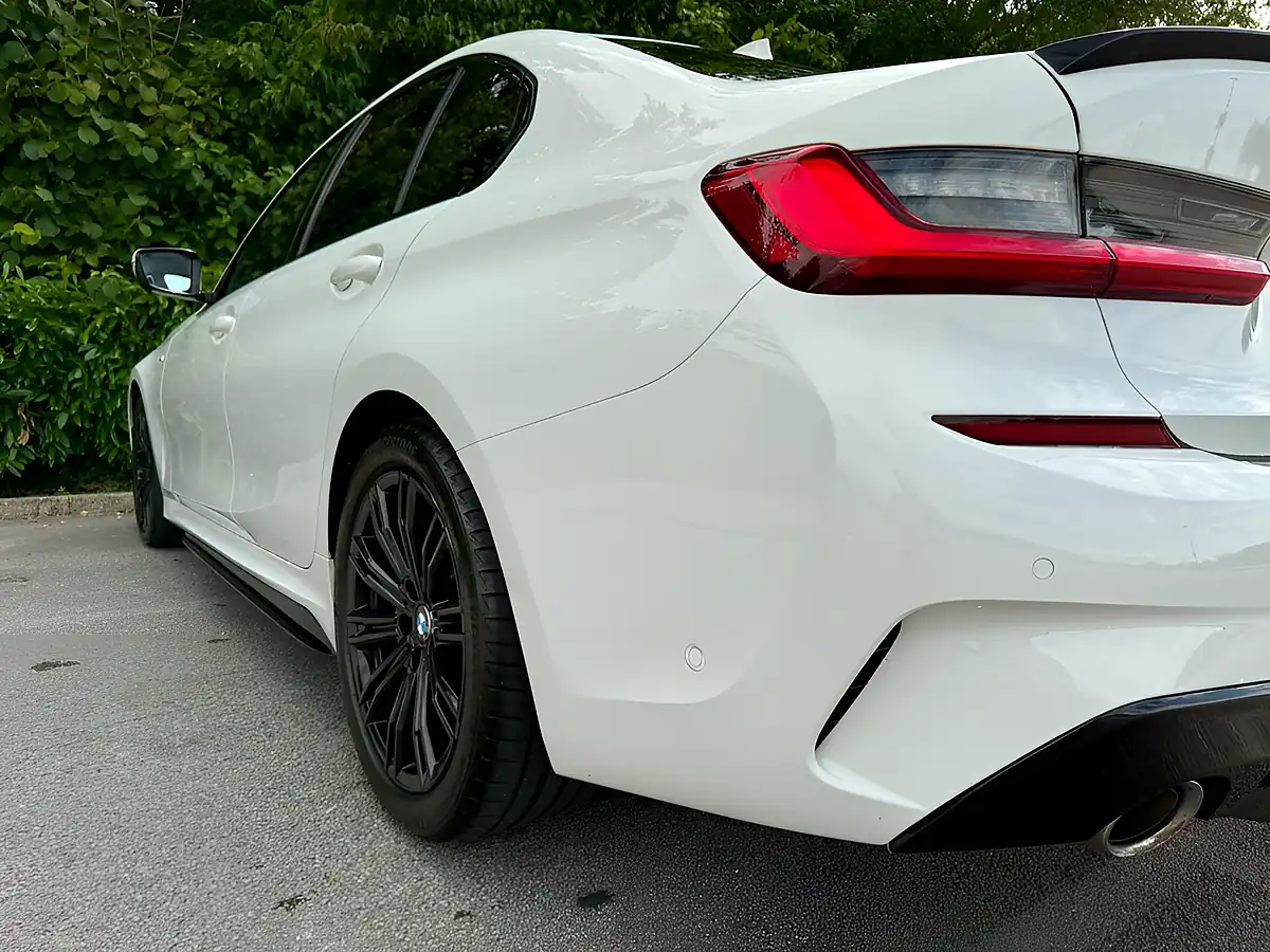 Used 2021 BMW 3 Series M Sport White - Interior and Exterior details 10