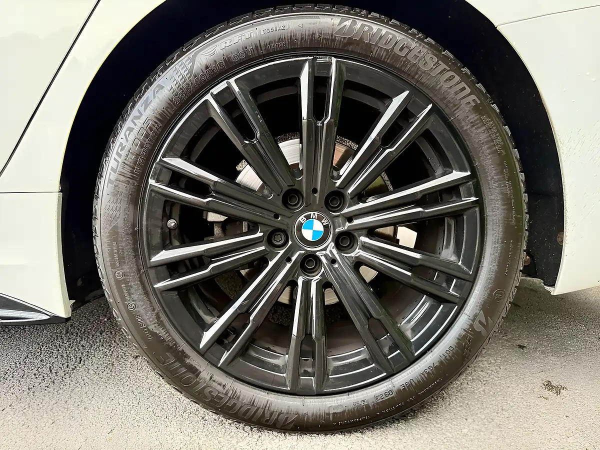 Used 2021 BMW 3 Series M Sport White - Interior and Exterior details 6