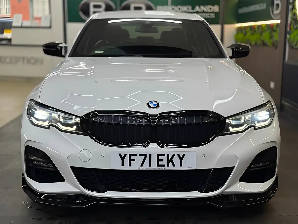 Used 2021 BMW 3 Series M Sport White - Interior and Exterior details 5