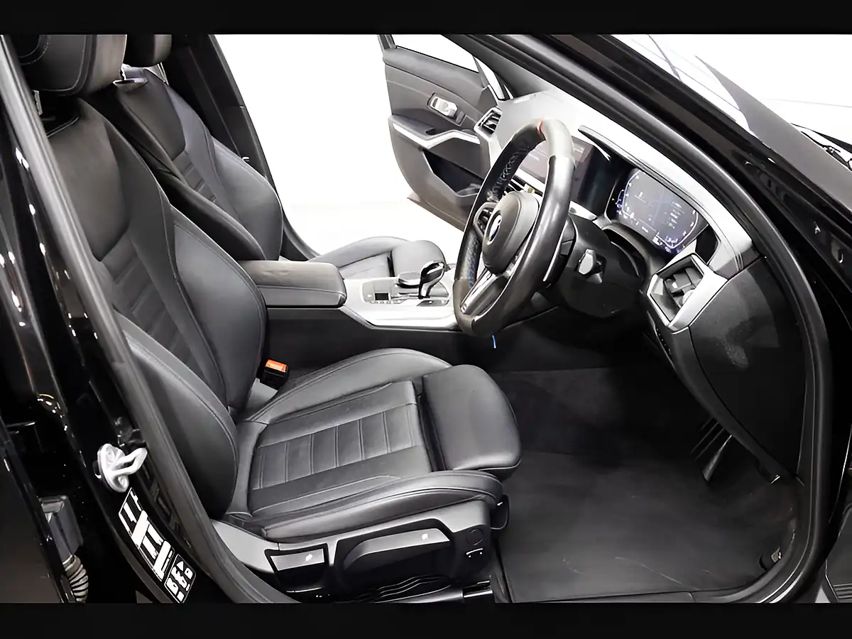 Used 2021 BMW 3 Series M340i Black - Interior and Exterior details 12