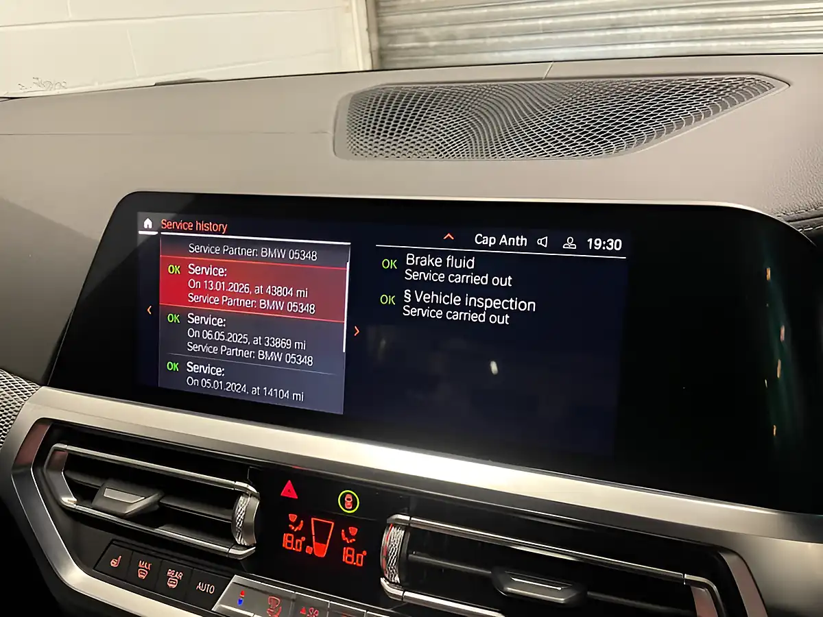 Used 2021 BMW 3 Series M340i Black - Interior and Exterior details 15