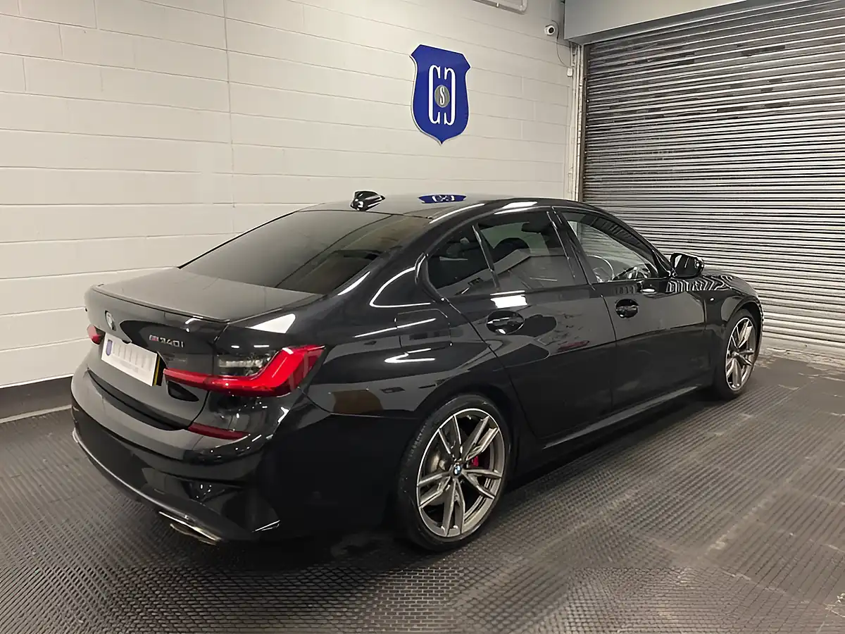 Used 2021 BMW 3 Series M340i Black - Interior and Exterior details 17