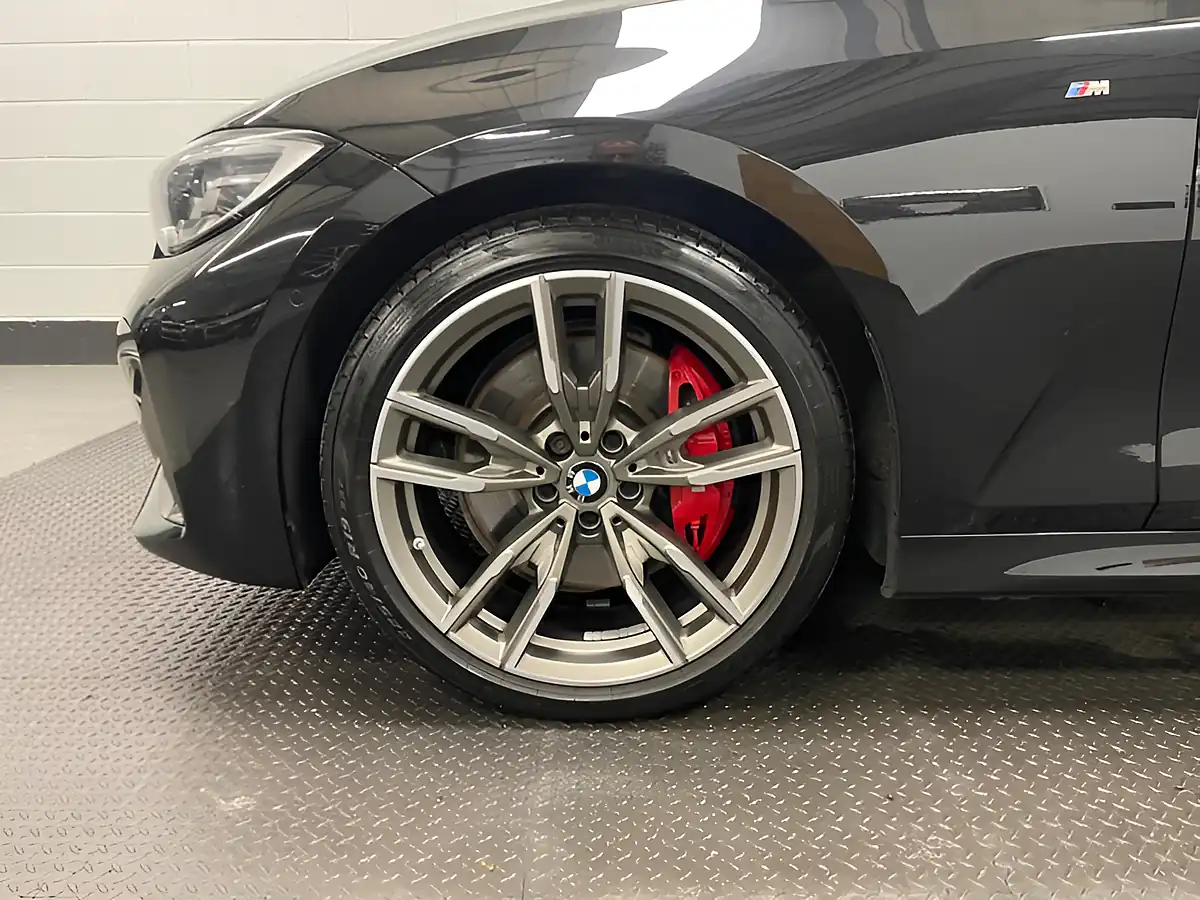 Used 2021 BMW 3 Series M340i Black - Interior and Exterior details 9