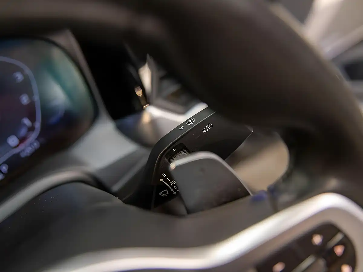 Used 2021 BMW 3 Series M340i Black Sapphire - Interior and Exterior details 17
