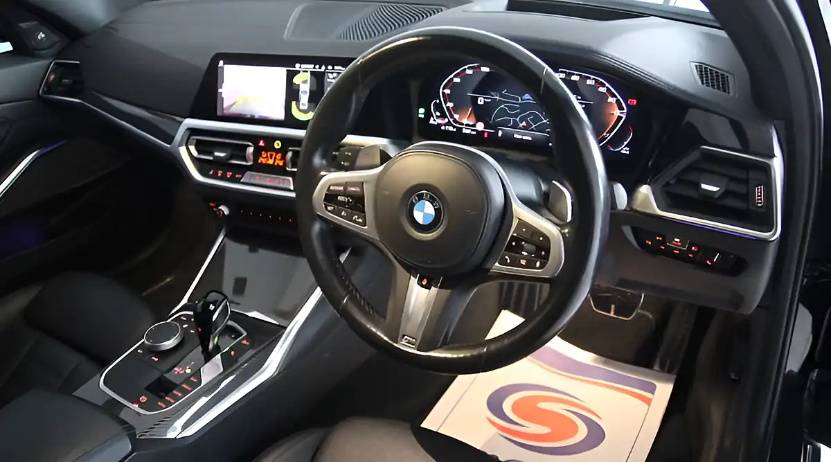 Used 2021 BMW 3 Series Mht Saloon Black Sapphire - Interior and Exterior details 15
