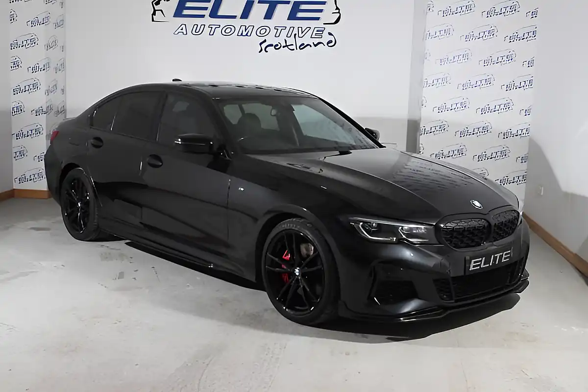 Used 2021 BMW 3 Series Mht Saloon Black Sapphire - Interior and Exterior details 3