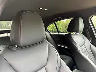 Used 2021 BMW 3 Series Performance Black Sapphire - Interior and Exterior details 15