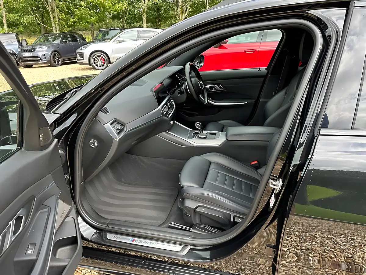 Used 2021 BMW 3 Series Performance Black Sapphire - Interior and Exterior details 2