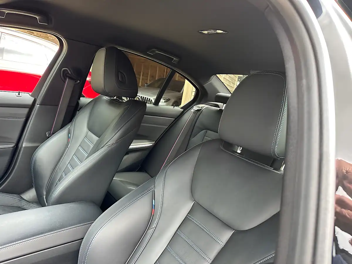 Used 2021 BMW 3 Series Performance Black Sapphire - Interior and Exterior details 4