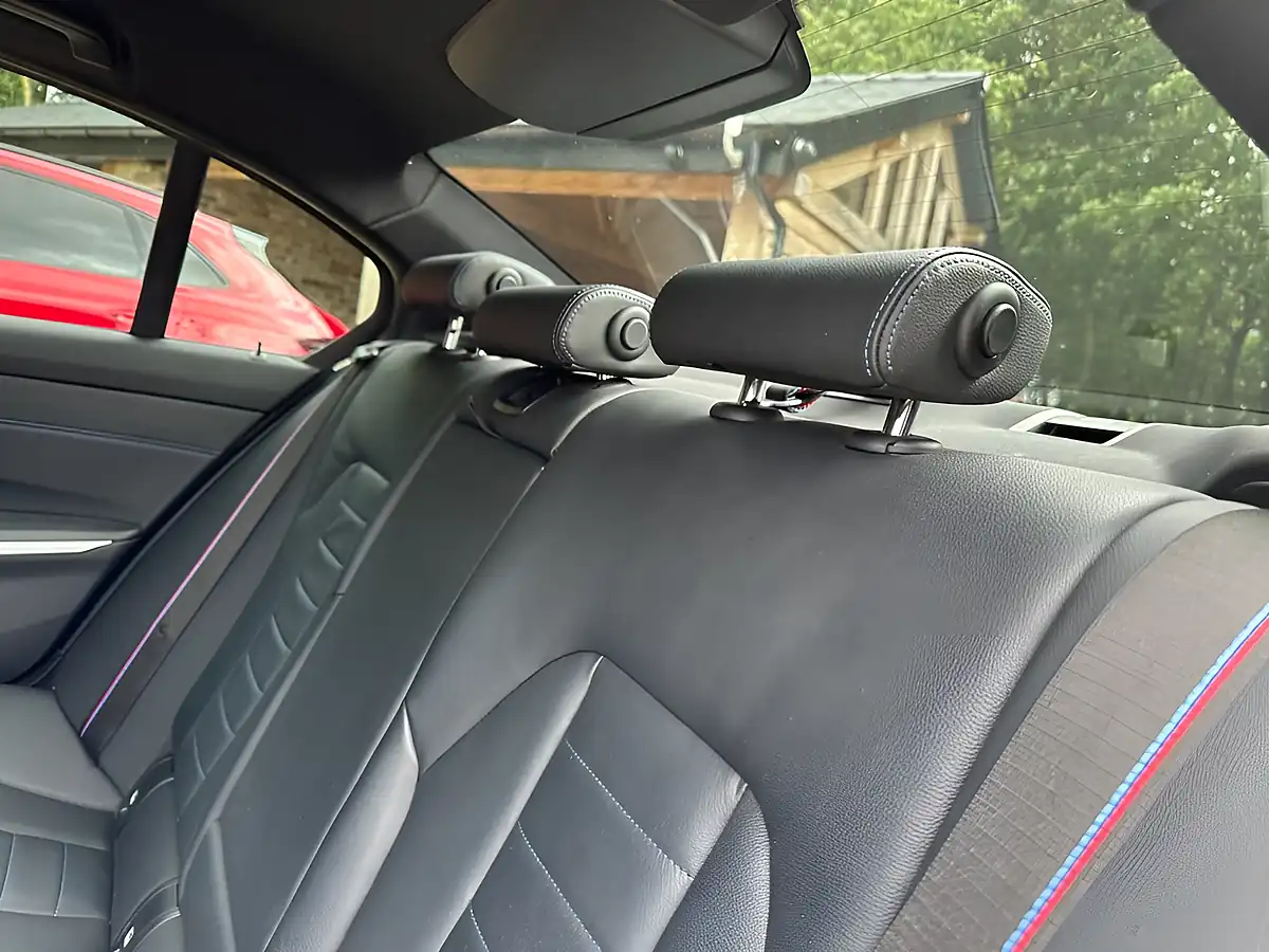 Used 2021 BMW 3 Series Performance Black Sapphire - Interior and Exterior details 9