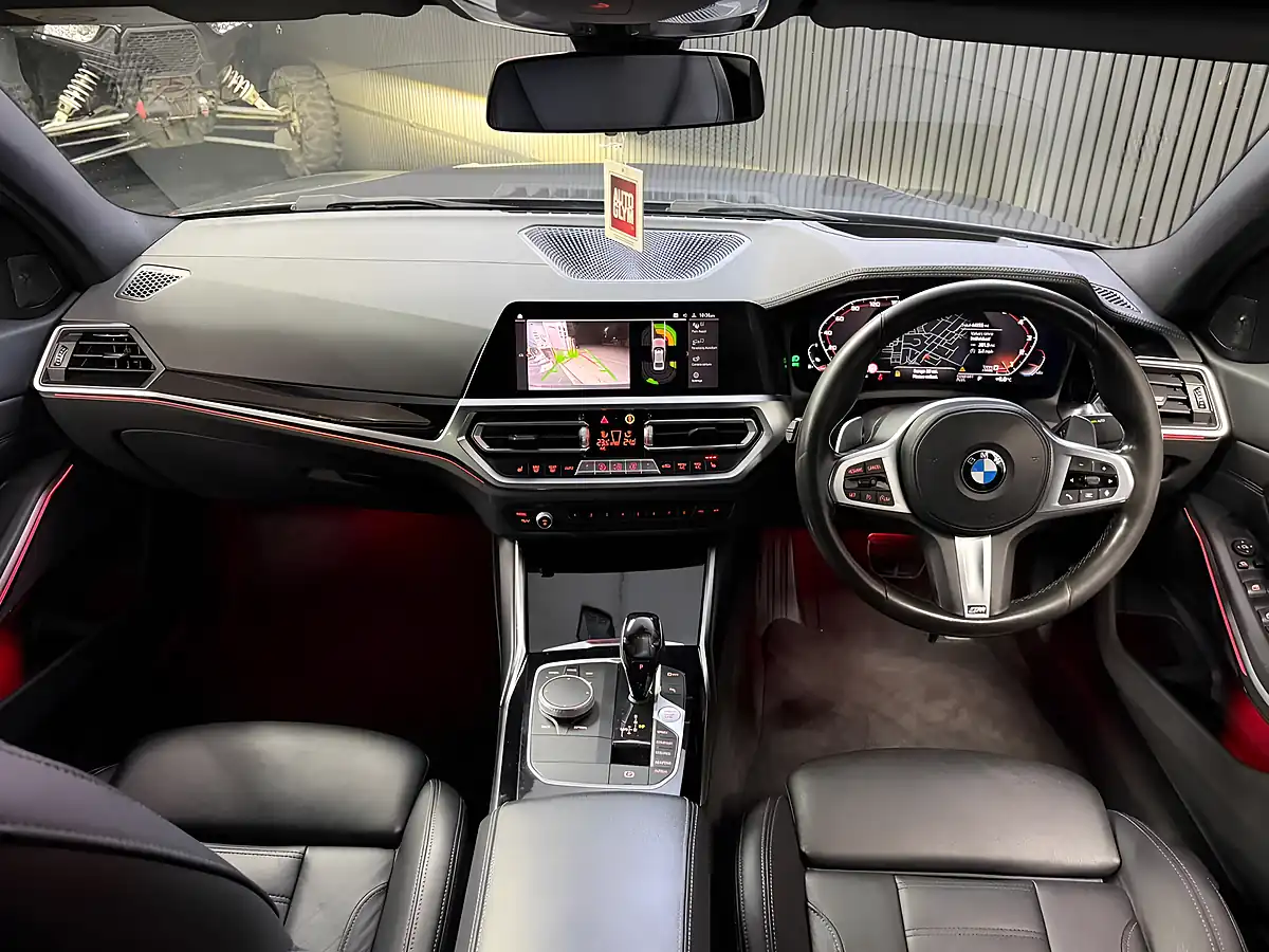 Used 2021 BMW 3 Series Saloon Grey - Interior and Exterior details 15